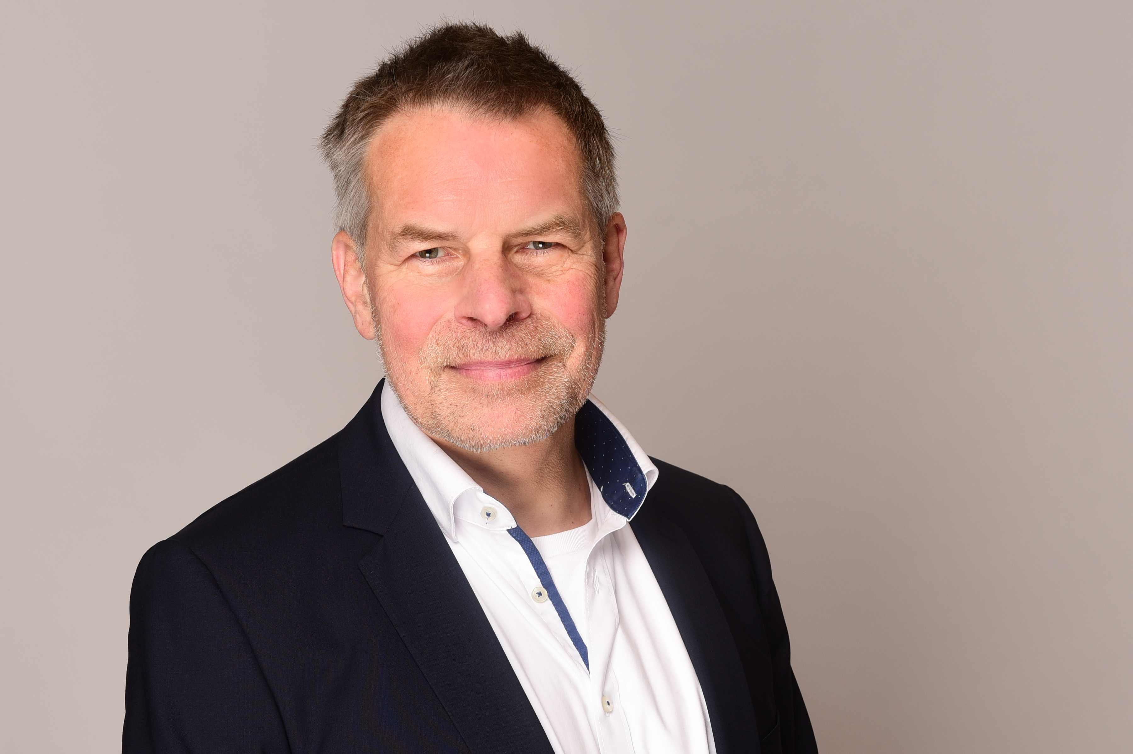 Hans-Dieter Schat